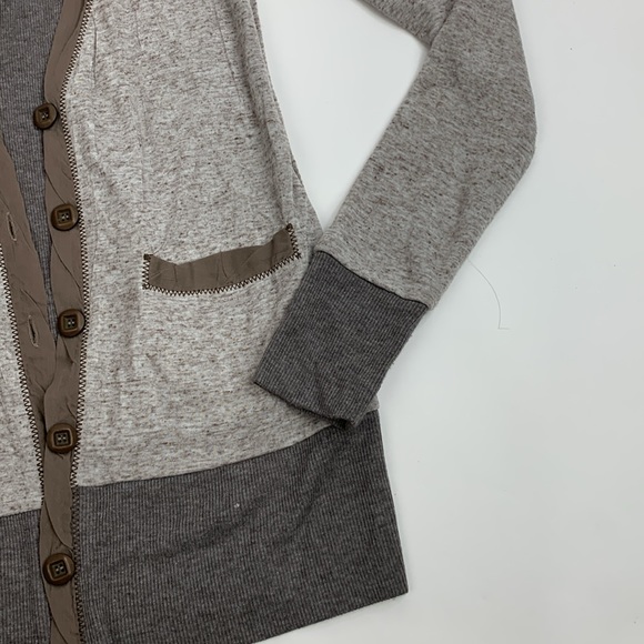 Miss Me Cardigan sweater XS Wings sequin Design Boho Earthy Button Style pockets - Picture 9 of 15